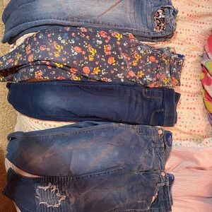5 Pairs of Gently Used Jeans Size 10
